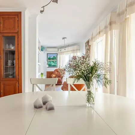 Beautiful Ap 3 Bedroom 6px Center Refurbished19 *